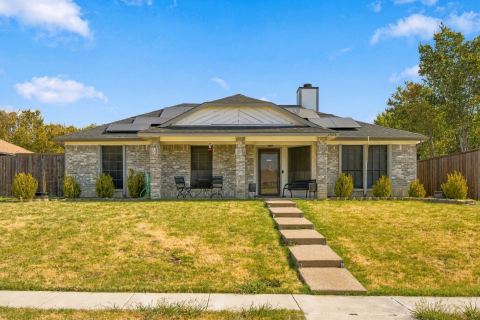 1553 Autumn Breeze Lane, Lewisville, TX 75077 — photo 2