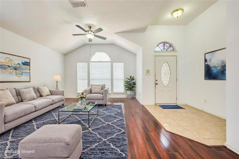 700 N Emma Drive, Arlington, TX 76002 — photo 2