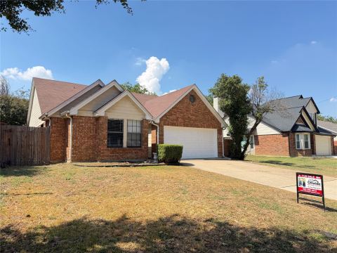 6008 Glenwood Drive, Arlington, TX 76017 — photo 2