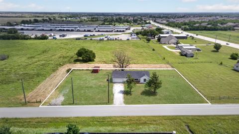 10900 Reeder, Forney