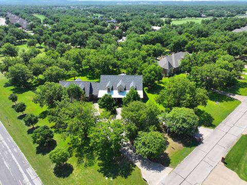 9001 Sawgrass Court, Granbury, TX 76049 — photo 3