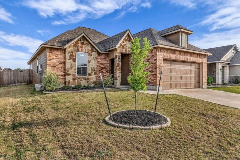 7008 Llano Drive, China Spring, TX 76633 — photo 2