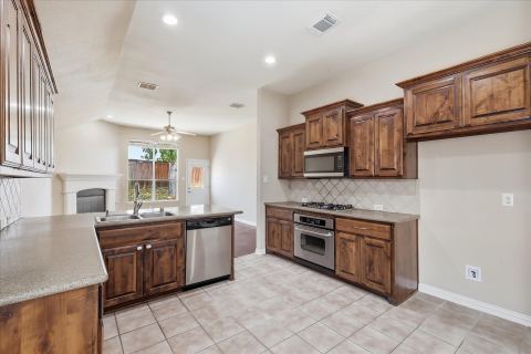 2725 Waterdance Drive, Little Elm, TX 75068 — photo 3