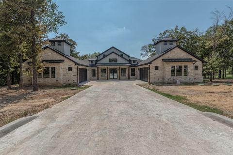 574 Clubhouse Drive, Corsicana, TX 75109 — photo 2