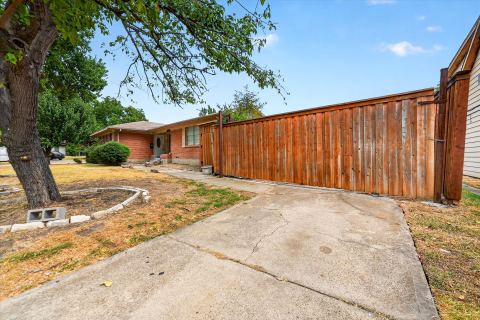 2620 Greenland Drive, Mesquite, TX 75150 — photo 3