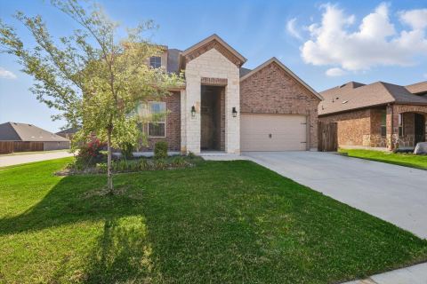 11112 Summer Rain Boulevard, Aubrey, TX 76227 — photo 2