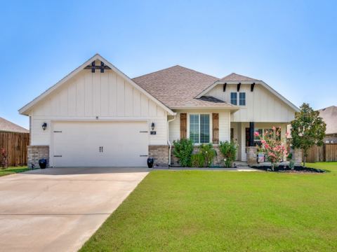 116 Kens Court, Pilot Point, TX 76258 — photo 2