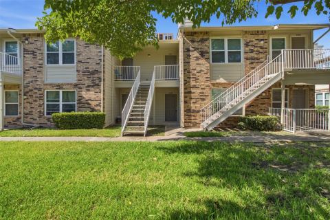 2200 E Trinity Mills Road 209, Carrollton, TX 75006 — photo 2