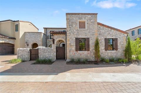 6 Comillas Drive, Westlake