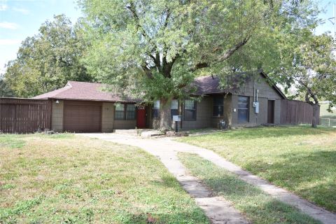 3923 Lawnview Avenue, Dallas