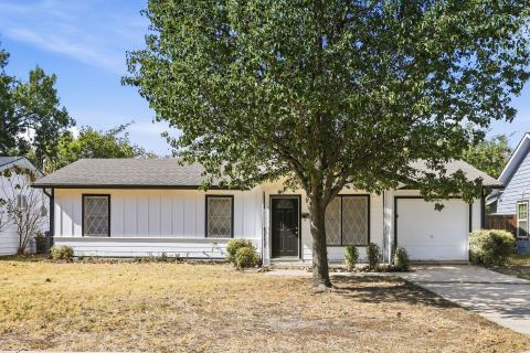 549 Lorna Street, Burleson