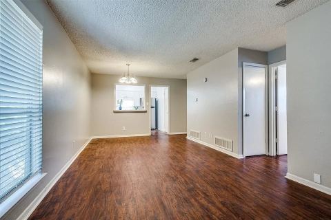 627 Texas Street, Denton, TX 76209 — photo 3