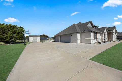 120 Lone Star Way, Godley, TX 76044 — photo 2