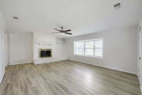 419 Allen Drive, Justin, TX 76247 — photo 3