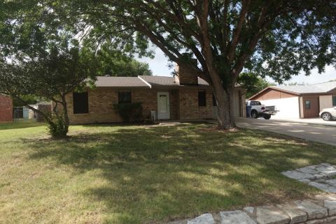 1414 W Torrey Street, Granbury, TX 76048 — photo 3