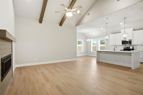 133 Joel Street, Springtown, TX 76082 — photo 2