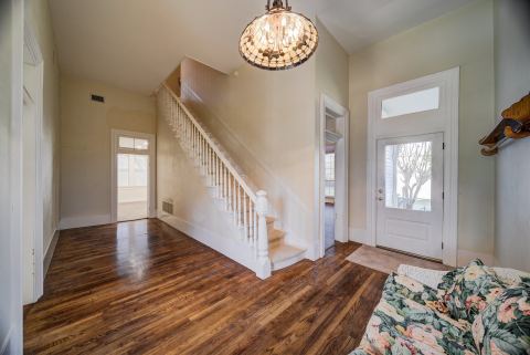 400 S Washington Street, Pilot Point, TX 76258 — photo 3