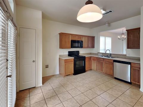 10661 Traymore Drive, Fort Worth, TX 76244 — photo 3