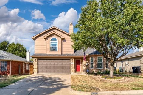 2740 Briscoe Drive, Fort Worth