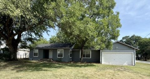 415 E Avenue G, Midlothian