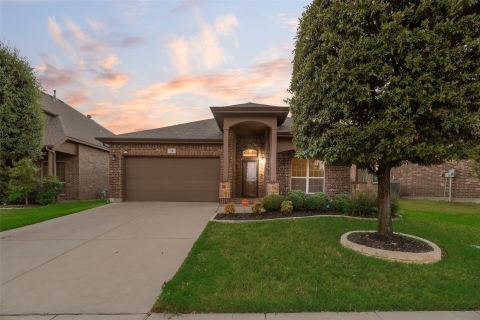 18 Auburn Drive, Edgecliff Village, TX 76134 — photo 3