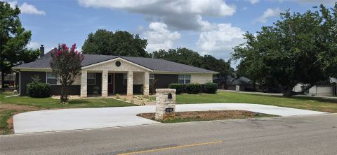 6920 Westover Drive, Granbury, TX 76049 — photo 2