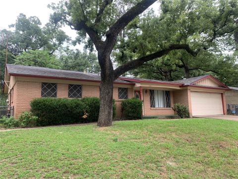 132 Skylark Drive, Azle