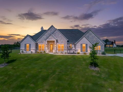 1038 Deer Island Court, Azle, TX 76020 — photo 2