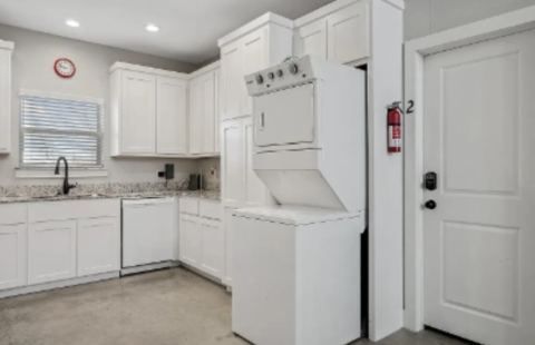 703 Maple Street, Commerce, TX 75428 — photo 3