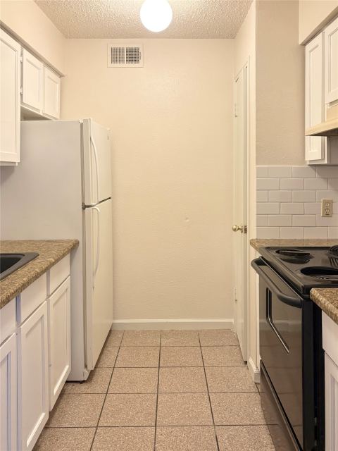 8109 Skillman Street 2015, Dallas, TX 75231 — photo 3
