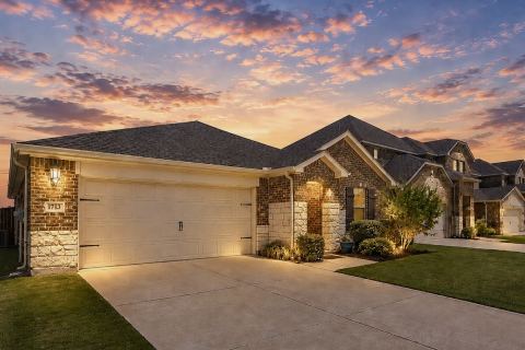 1713 Gold Mine Trail, Aubrey, TX 76227 — photo 3