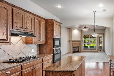 2112 Stone Creek Drive, McKinney, TX 75072 — photo 3
