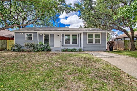 624 E Ellen Avenue, Hurst