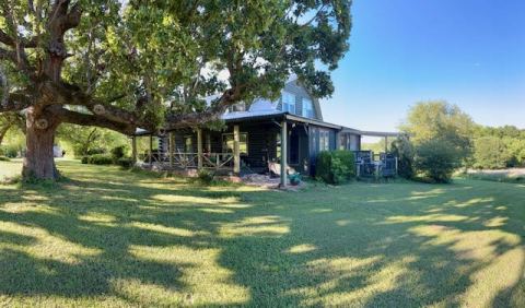 1630 County Road 2320, Terrell