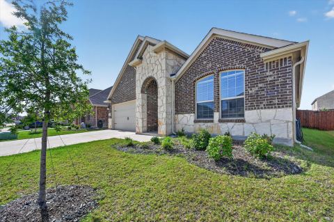 10121 High Grade Drive, Aubrey, TX 76227 — photo 3
