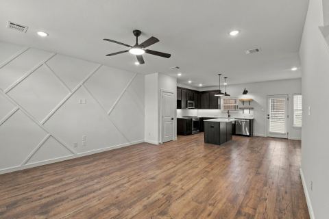604 Brook View Drive, Van Alstyne, TX 75495 — photo 2