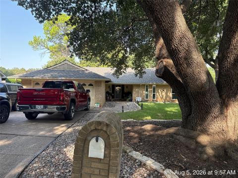 3900 Lynbrook Lane, Arlington, TX 76015 — photo 2