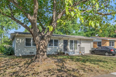 9621 Rustown Drive, Dallas, TX 75228 — photo 2