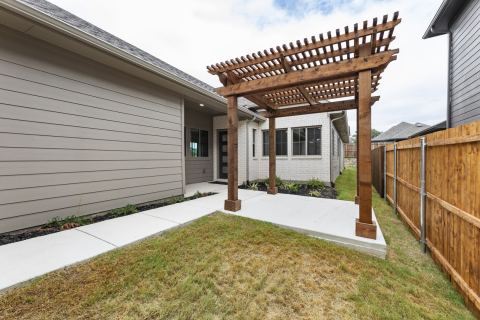 1728 Meadow Crest Drive, Aubrey, TX 76227 — photo 2