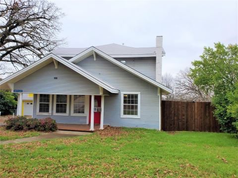 2223 N Locust Street, Denton