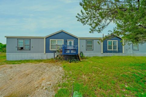 3108 Mistletoe St Street, Granbury