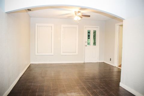 1318 S Ewing Avenue, Dallas, TX 75216 — photo 2