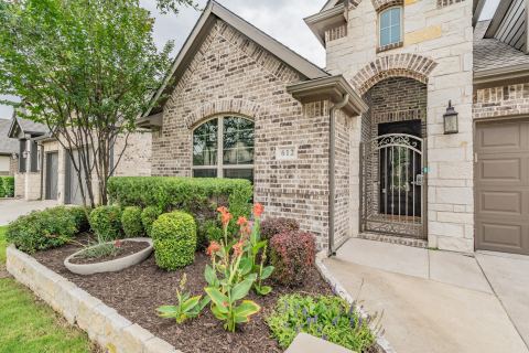 612 Rawlins Lane, Fort Worth, TX 76131 — photo 2