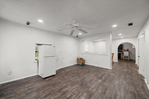 2118 W 12th Avenue, Corsicana, TX 75110 — photo 2