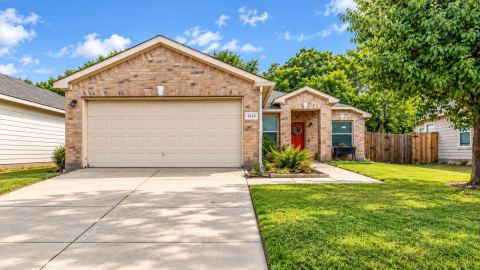 8610 Mountain Bluff, Dallas