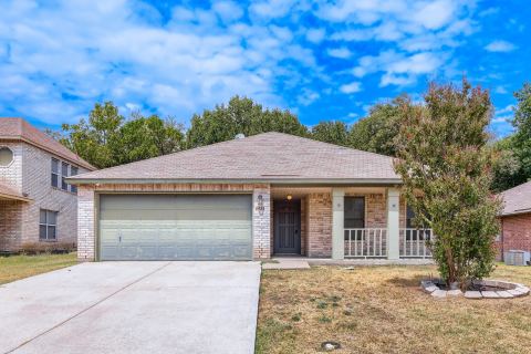 2428 Winford Drive, Grand Prairie