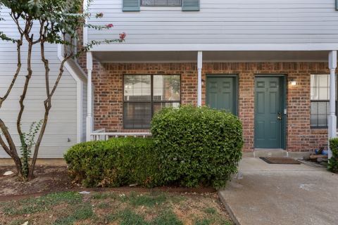 929 W Hickory Street A8, Denton, TX 76201 — photo 3