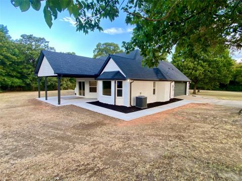 4855 Woodlawn Road, Sherman, TX 75090 — photo 2