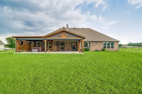1013 Finney Drive, Weatherford, TX 76085 — photo 2