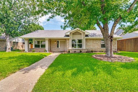 113 Country View Lane, Garland, TX 75043 — photo 2